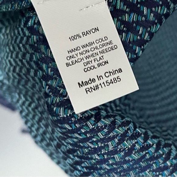 Apt 9 Scarf Wrap Shawl Navy Blue RN 115485 
72”x22” - Picture 3 of 3